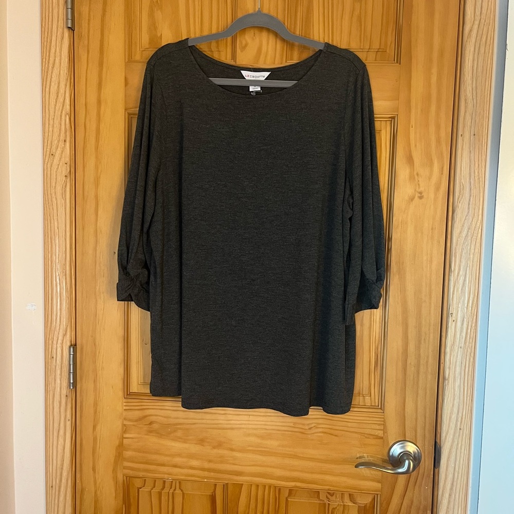 Liz Claiborne Charcoal Heather Top Size 1X